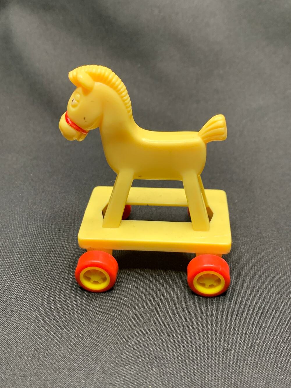 Vintage 1986 McDonald's Loving Family Yellow Rolling Horse Toy M10